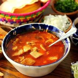 Menudo y Gorditas Chela en Guadalajara (Jardines Del Nilo) - Horario de apertura