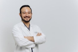 Dr. Esteban Castro Contreras Traumatólogo y Ortopedista en Zapopan (Colonia Porta Real) - Horario de apertura