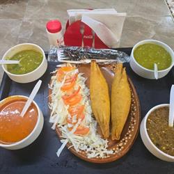 Horario de apertura Takitos DOÑA ADELA, Nuevo Laredo