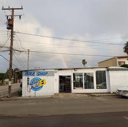 Horario de apertura Bicicleteria tres b, Rosarito