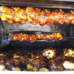 Horario de apertura Pollos a La Leña, Nogales