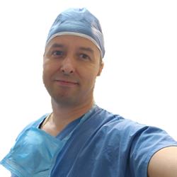 Dr. Alejandro Flores. Neurocirujano en Monterrey (Los Doctores) - Horario de apertura
