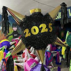 Piñatas Castillo en Monclova (18 De Marzo) - Horario de apertura