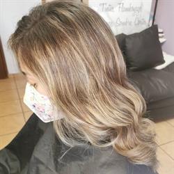 Horario de apertura Karen Cazarez Hairstyle & Make up, Morelia
